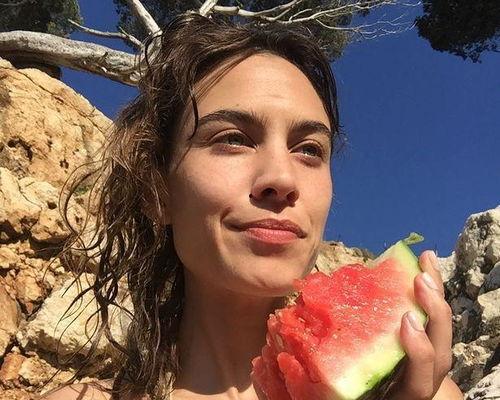 娱乐圈吃瓜地方,娱乐圈八卦风云录  第3张